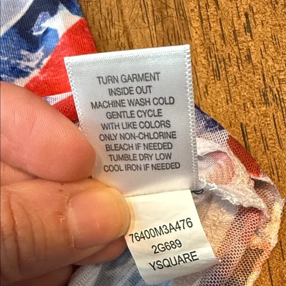 Women’s Patriotic Chevron Tank Top - Picture 5 of 6